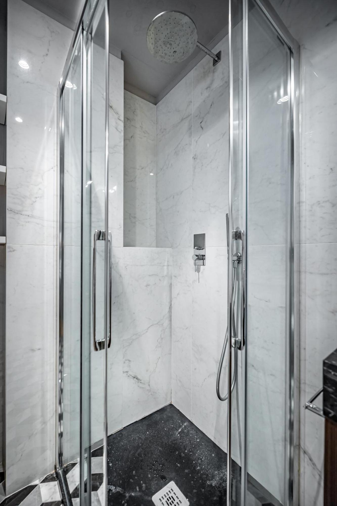 Hs4U Ricasoli Luxury Apartment Near Duomo N.1 Florence Luaran gambar